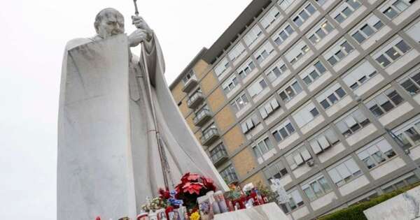 Diario HOY | Papa Francisco, sin nuevos eventos respiratorios pero aún en estado crítico