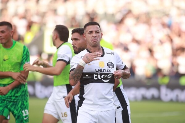 Versus / Olimpia se queda con el primer Superclásico con una gran remontada