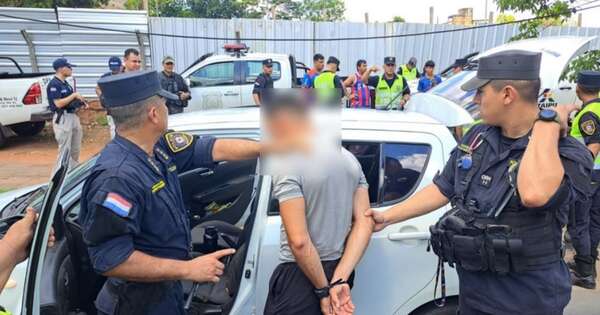 La Nación / Superclásico: 60 hinchas de Cerro Porteño fueron demorados por la Policía