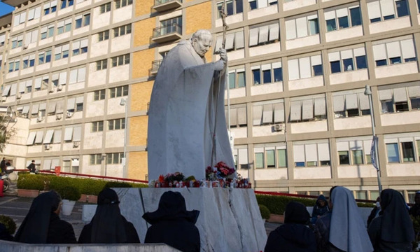 Insuficiencia renal complica el estado de salud del papa Francisco - OviedoPress