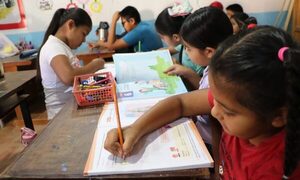 Más de 1,5 millones de alumnos regresan hoy a clases en las instituciones públicas del país
