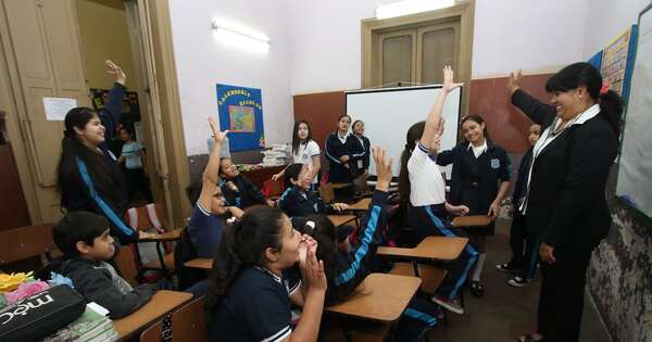 La Nación / Vuelta a clases: 1.405.863 estudiantes abren el año lectivo en todo el país