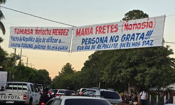 Padres exigen restitución de directora apartada tras denuncia dudosa - OviedoPress