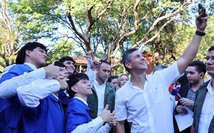 Peña habilita año lectivo y promete mejorar infraestructura escolar