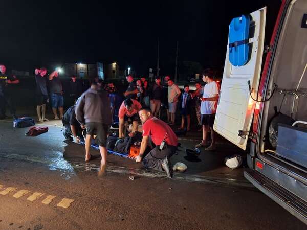 Un muerto y dos heridos en choque de motocicletas - ABC en el Este - ABC Color