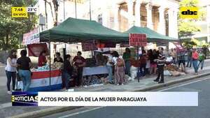 Día de la Mujer Paraguaya: entregan víveres a personas de escasos recursos frente al Panteón - ABC Noticias - ABC Color