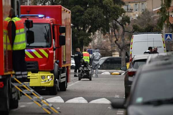 Atacan con explosivos el consulado de Rusia en Francia - Mundo - ABC Color