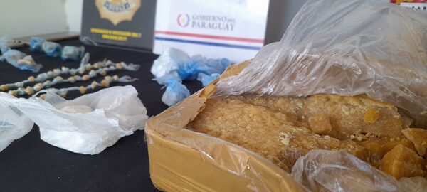 Incautan más de 5.300 dosis de chespi en Luque: hay tres detenidos - trece
