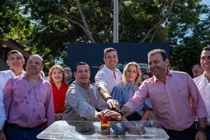La ANDE inaugura obras de iluminación que benefician a tres barrios de Caaguazú - .::Agencia IP::.