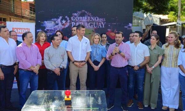 ANDE inaugura obras de iluminación que benefician a tres barrios de Caaguazú – Prensa 5