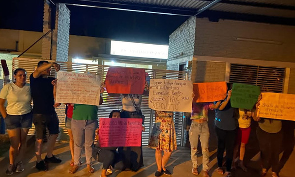 Padres de la Escuela Repollito exigen restitución de Evangelista Paredes - OviedoPress