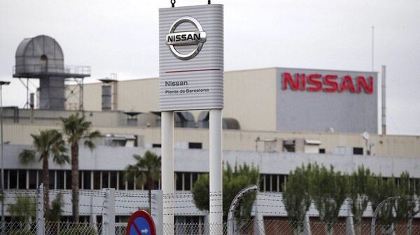 Nissan se dispara un 9,5 % en bolsa tras informaciones sobre posible inversi贸n de Tesla