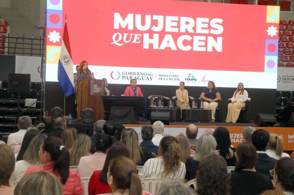 SEG presente en Segunda Edición de Expo Foro “Mujeres que hacen”