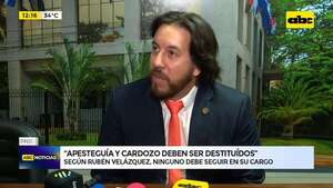 Senador pide destitución de militar y comisario que “chateaban” con Lalo Gomes  - ABC Noticias - ABC Color