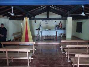 Hurtan dos imágenes de santos de una capilla en General Caballero - Nacionales - ABC Color