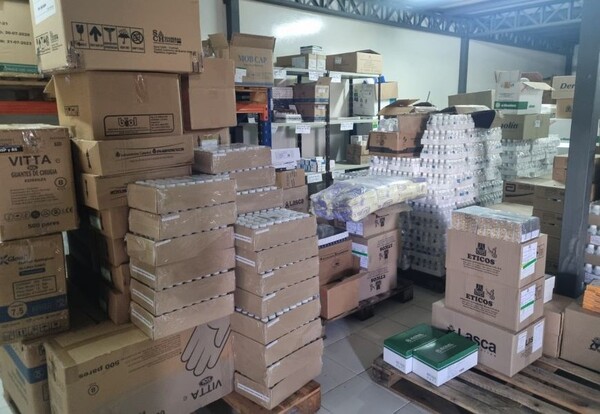 Entrega de medicamentos e insumos fortalece servicios en Itapúa y Presidente Hayes - .::Agencia IP::.