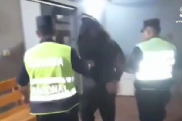 Rescatan a mujer mantenida en cautiverio en Hernandarias - SNT