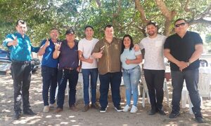 Dionisio Amarilla busca apoyo para llegar a la presidencia del PLRA