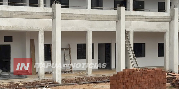 PRIORIZAN CONSTRUCCIÓN DE BAÑOS EN COLEGIO HIGINIO MORÍNIGO PARA EMPEZAR LAS CLASES