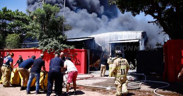 Diario HOY | Trabajador afectado por incendio en depósito textil fue trasladado al IPS Central