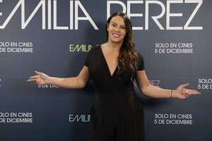 Karla Sofía Gascón asistirá a los Óscar con el respaldo de Netflix, según Variety - Cine y TV - ABC Color