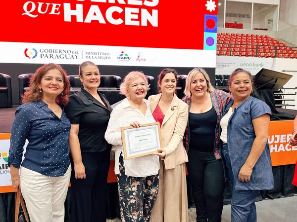 Reconocen a maestras de la danza como portadoras del patrimonio cultural - .::Agencia IP::.
