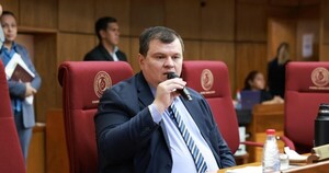 Dionisio divide al Nuevo Liberalismo y se ubica como financista para las internas partidarias