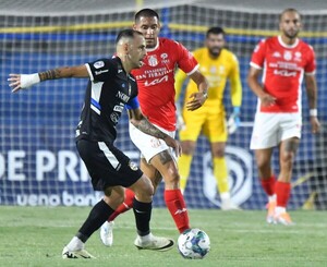 Trinidense y General Caballero no pudieron romper el cero