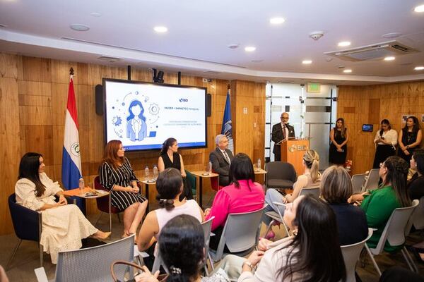 Impulsan el liderazgo femenino con el programa “Mujer + Impacto” - Nacionales - ABC Color
