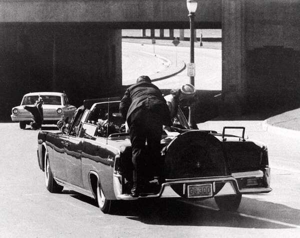Muere a los 93 años el agente del Servicio Secreto que trató sin éxito de salvar a JFK - Mundo - ABC Color