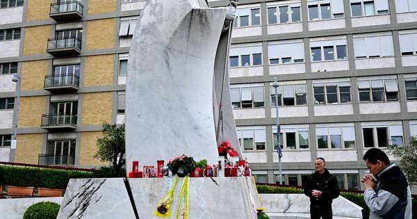 La Nación / Gemelli, el hospital de los pontífices