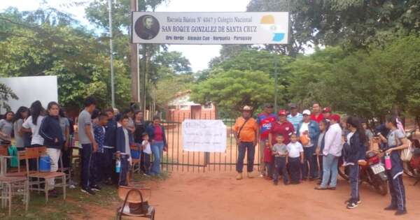 Diario HOY | Inicio de clases suspendidas en escuela de Horqueta por falta de rubros