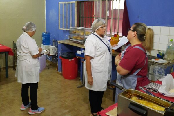 Anuncian estrictos controles en cantinas de instituciones educativas - Unicanal