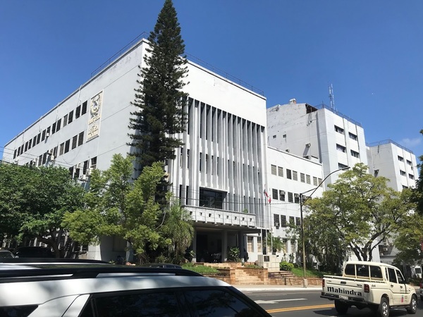 Analizan presuntas irregularidades en la FTC