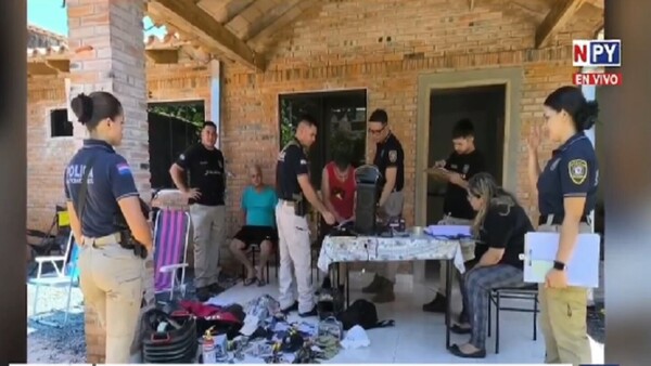 Caen dos supuestos robacoches tras allanamiento en una vivienda de Lambaré