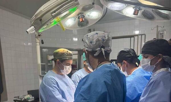 Primera cirugía fetal de columna en el Hospital Regional de Ciudad del Este – Prensa 5