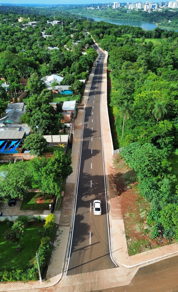 Finalización de obras de lote interurbano del CMDE consolidará unión vial Pdte. Franco – Foz de Iguazú - .::Agencia IP::.