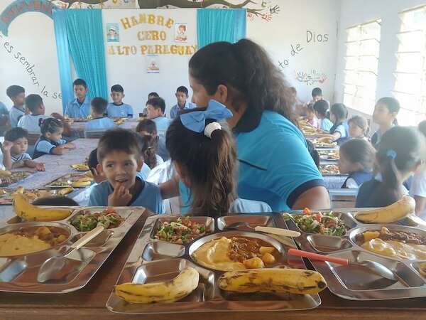 Alto Paraguay: estudiantes reciben el almuerzo escolar, pero faltan terminar cinco comedores - Noticias del Chaco - ABC Color