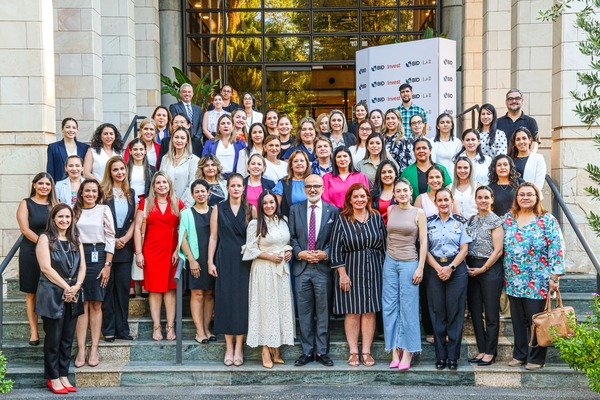 Crean red de apoyo para potenciar las capacidades de las mujeres en posiciones de liderazgo - MarketData