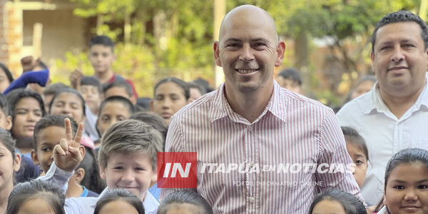 JAIME HINTERLEITNER PAGÓ DE SU BOLSILLO OBRAS EN ESCUELA SAN MIGUEL