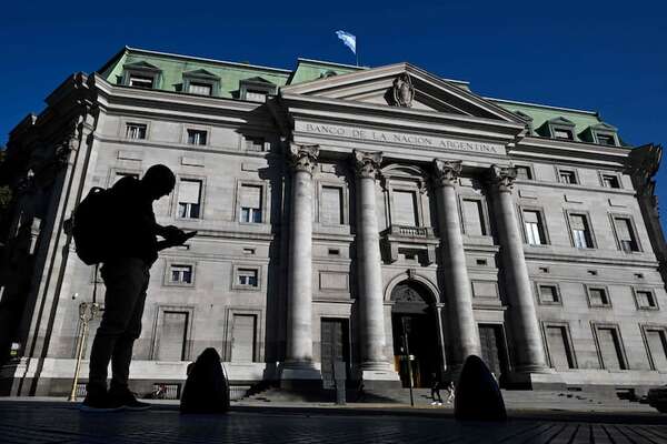 Justicia bloquea privatización del Banco de la Nación Argentina ordenada por Milei - Mundo - ABC Color