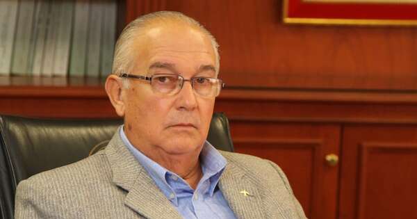 La Nación / Ratifican condena de 3 años de cárcel para el exminstro de la Corte Miguel Bajac
