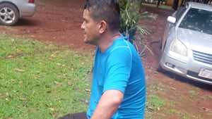 Capturan a un policía activo por el robo de una motocicleta en CDE - Noticiero Paraguay