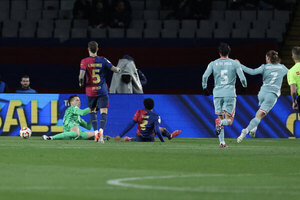 Versus / En un partidazo, Atlético y Barcelona igualan por la Copa del Rey