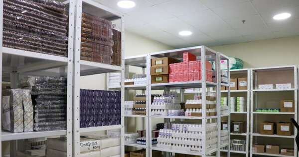 La Nación / Nuevo hospital de Coronel Oviedo recibió importante lote de insumos y medicamentos
