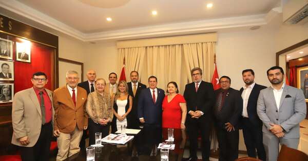 La Nación / Titular de ANR analiza más alianzas estratégicas