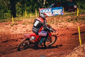 Lucida apertura del nacional de motocross