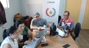 La DINAPI refuerza su soporte técnico a los apicultores del Ñeembucú