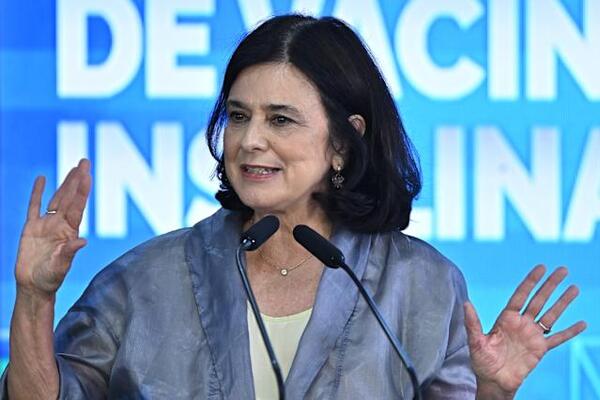 Ante la caída de su popularidad, Lula da Silva anunció cambios en su Gabinete - .::Agencia IP::.