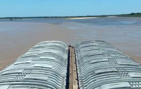 Video: se reportan 400 embarcaciones atrapadas por congestión en río Paraguay - Economía - ABC Color